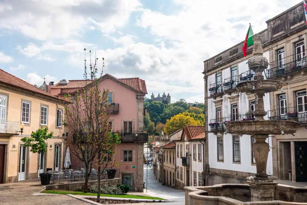 Centro Histórico de Santa Maria da Feira vai ter 18 câmaras de videovigilância