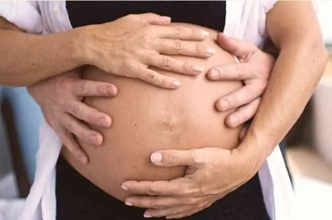 Maternidade de substituição: como decorre o processo e quem pode recorrer a esta opção